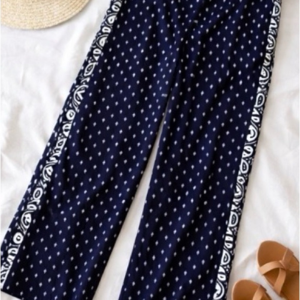 Cabi Wide-Leg Navy Printed Lounge Pants wide size 8 - Picture 3 of 11
